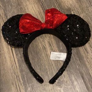Sequin Minnie ears